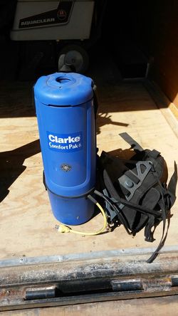 Clarke Comfort Pak 6 Backpack Vacuum. No Attach./Harness Broke, Good