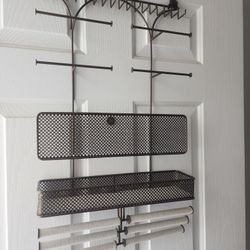 Beautiful Over The Door Jewelry Organizer