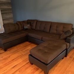 Brand New Brown Linen Sectional Sofa +Ottoman (Grey Available) 