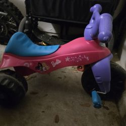 Mini Mouse Tricycle Good Condition  10$