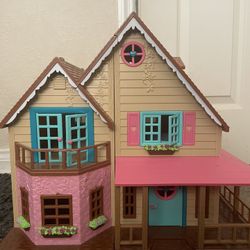 Lil’ Woodzees Toy House