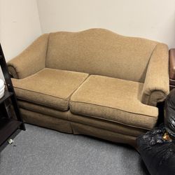 Loveseat  Couch - Excellent Condition 