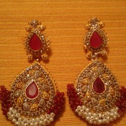 Nice Fancy Earing