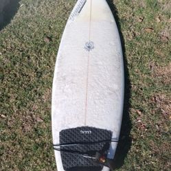 Russell Surfboard 6’0