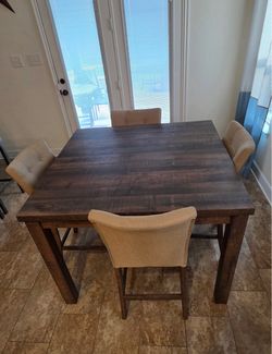 Dining room set