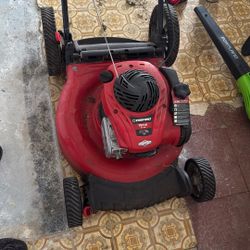 Lawnmower -Weed Eater-pole Saw-leaf blower