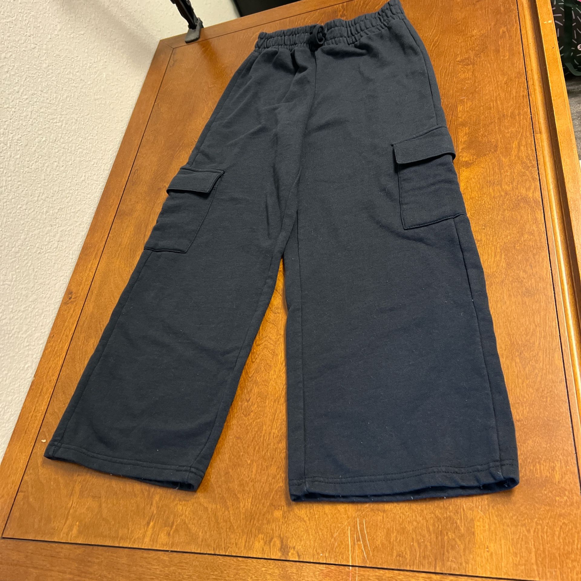 Zara Black Cargo Pants Size 10 NWOT