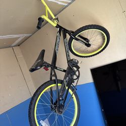 Huffy 20” Rock It Boys Bike