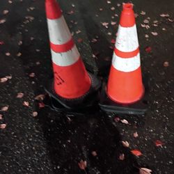 Safety Cones 