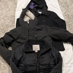 Un Abrigo  Calvin Klein   Cámara Hollister XS Chamarra Arizlona 10 12