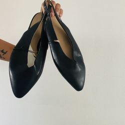 Black H&M flats Good condition please view pictures 