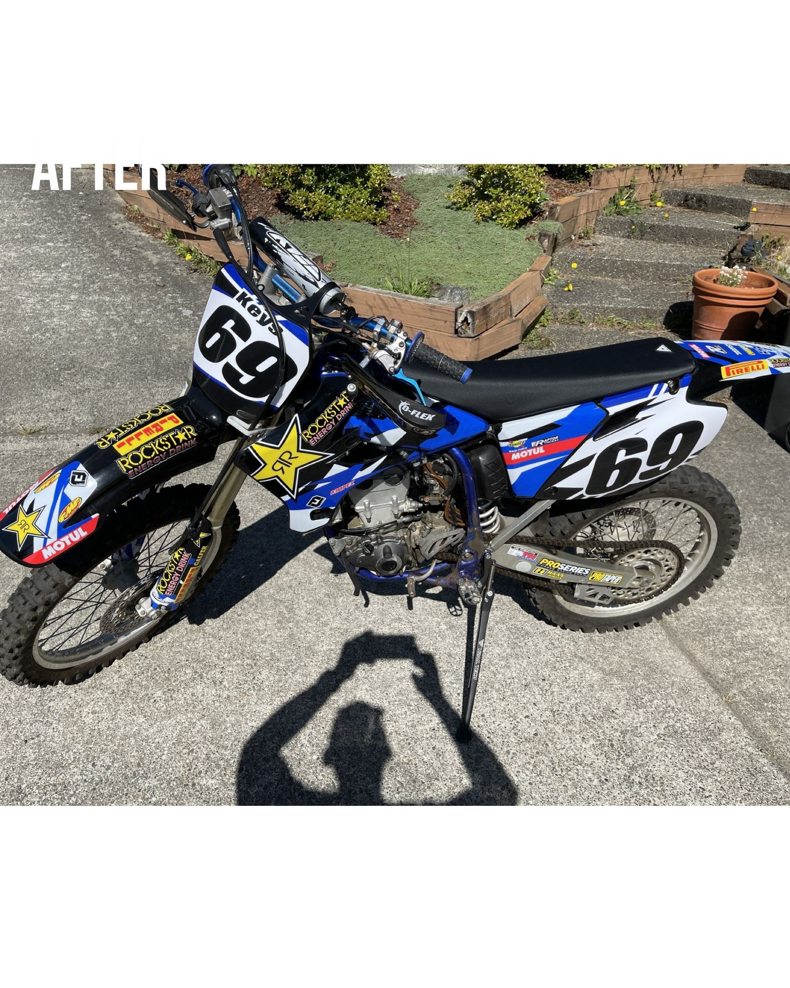 2005 Yamaha YZ450dirt Bike(pending)