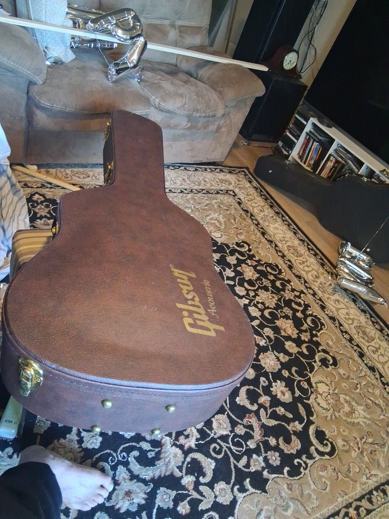 Gibson (TKL) hardshell