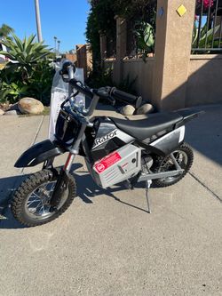Razor 325 Electric Dirt Bike
