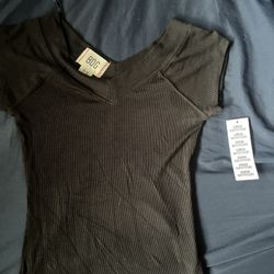 Black Top Urban Outfitters 