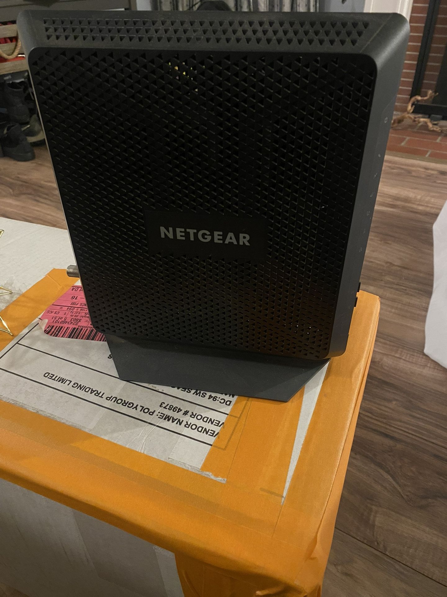 Netgear AC1900 Wifi cable Modem Router