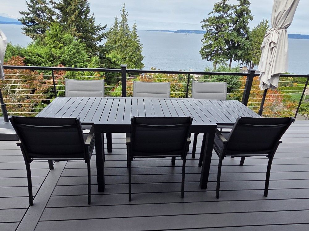 Extendable Patio Table And 6 Chairs