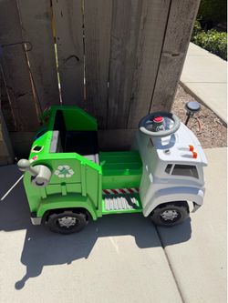 Drivable Trash Car