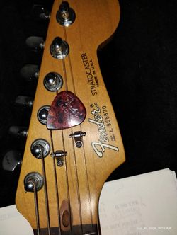 Fender Stratocaster Guitar 1989 with hard shell case