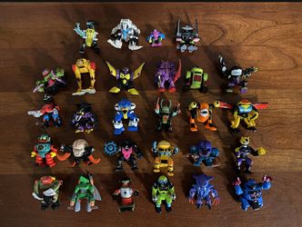 1992-93 Galoob Micro Machines Action Figure ZBots (28 Total)