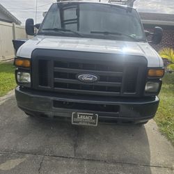 Ford E(contact info removed) CON 235 MIL MILLAS MUY CUIDADA 