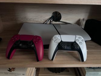PS5 + 2 Controllers – Great Condition 🎮