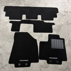 NEW Nissan Pathfinder Floor Mats 22-25