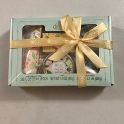 4 pc Skin Care Set (NEW)