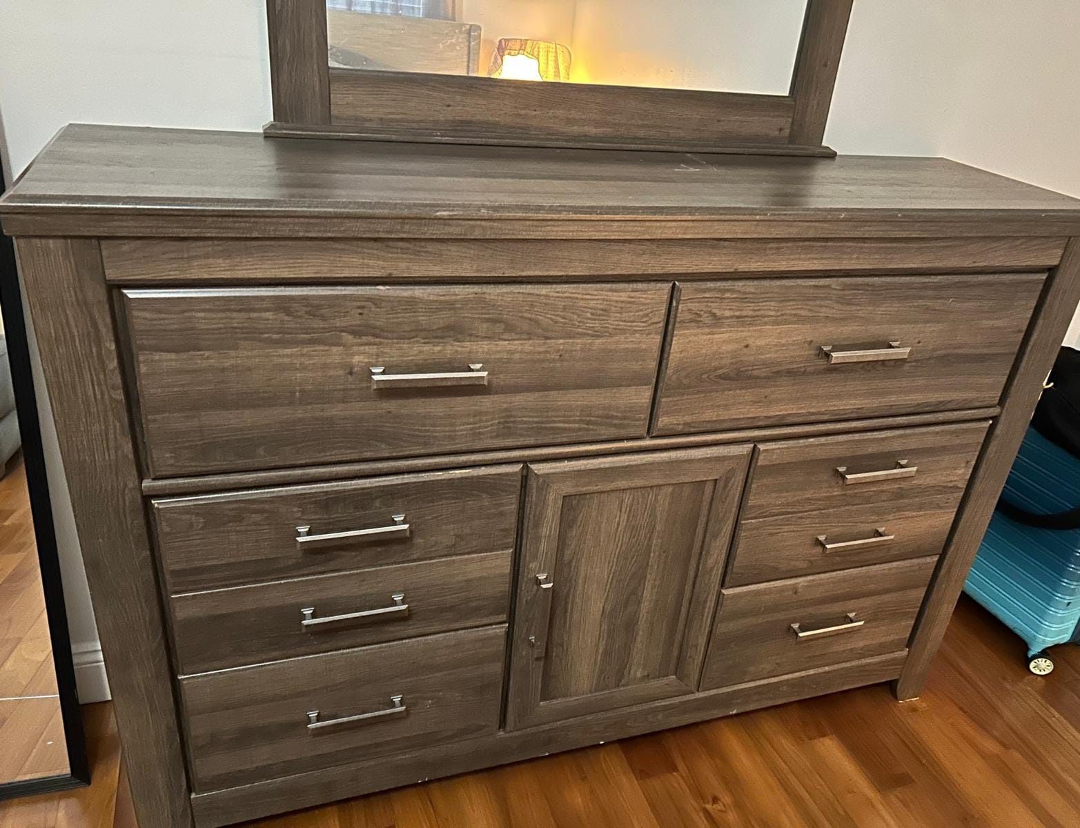 Dresser And Mirror 