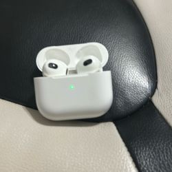 Pre-Owned Apple AirPods (3rd Generation)
