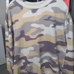 Mens Camo Crewneck