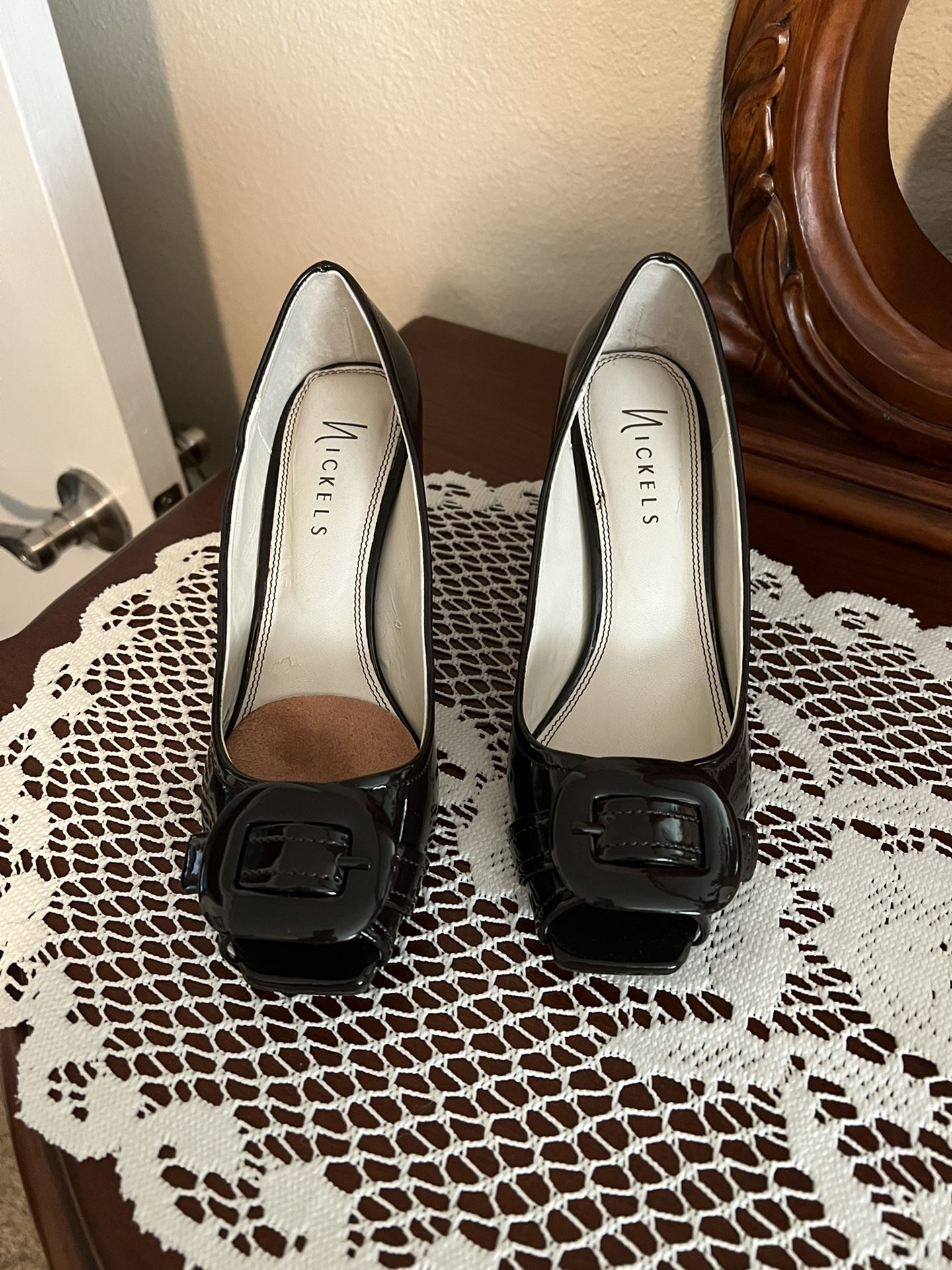 Nice Heels (Nickels)