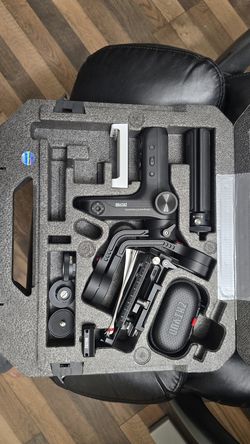 Zhiyun WEEBILL LAB 3-Axis Mirrorless Gimbal - PRISTINE / LIKE NEW