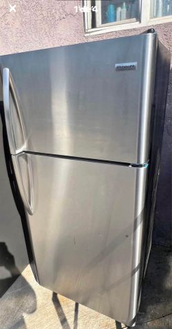 Refrigerator Frigidaire