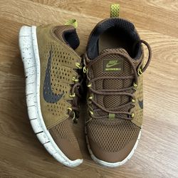 nike free powerlines ii mens brown