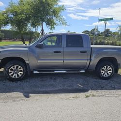 2007 Mitsubishi Raider 