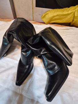 Black boots