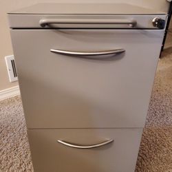 Rolling Pedestal 2 Drawer