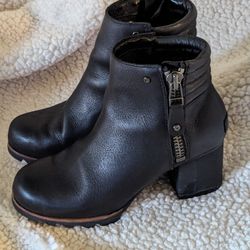 Sorel Leather Boots