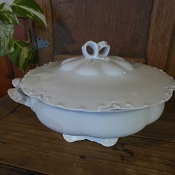 Haviland France Ranson White Porcelain Covered Tureen – Footed Oval Serving Bowl