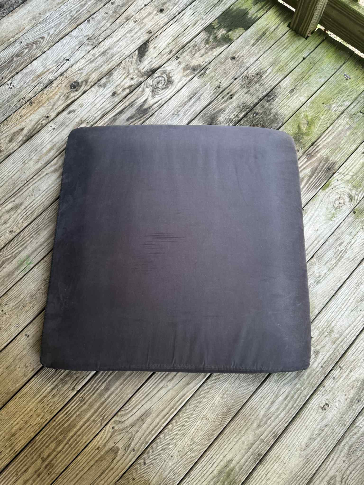 Large dog pad/bed