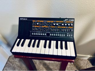 Roland JP-08 with Keyboard