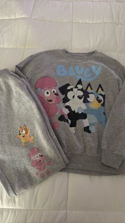 Bluey sweat suit