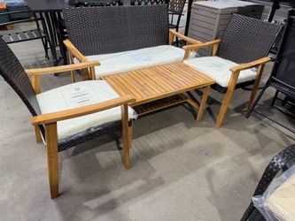 4 piece outdoor patio set NEW