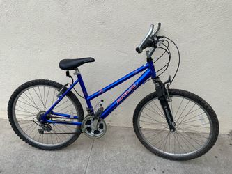 Mongoose MGX A40 Suspension Mountain Bike