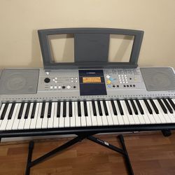 Yamaha keyboard 