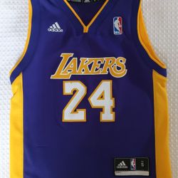 Lakers NBA Adidas Basketball Jersey Kids Size Small $25