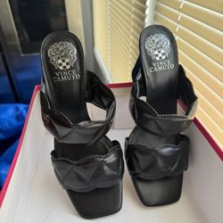 Vince Camuto heels, Size 7 $25
