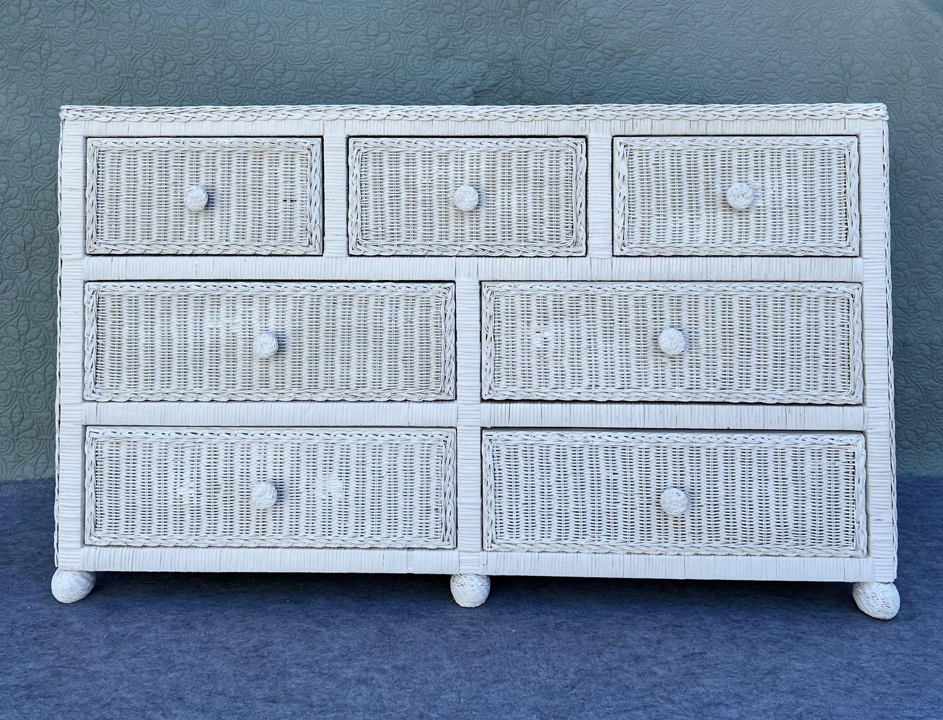 White Wicker Dresser (7 drawers) for Sale in Smithtown, NY OfferUp