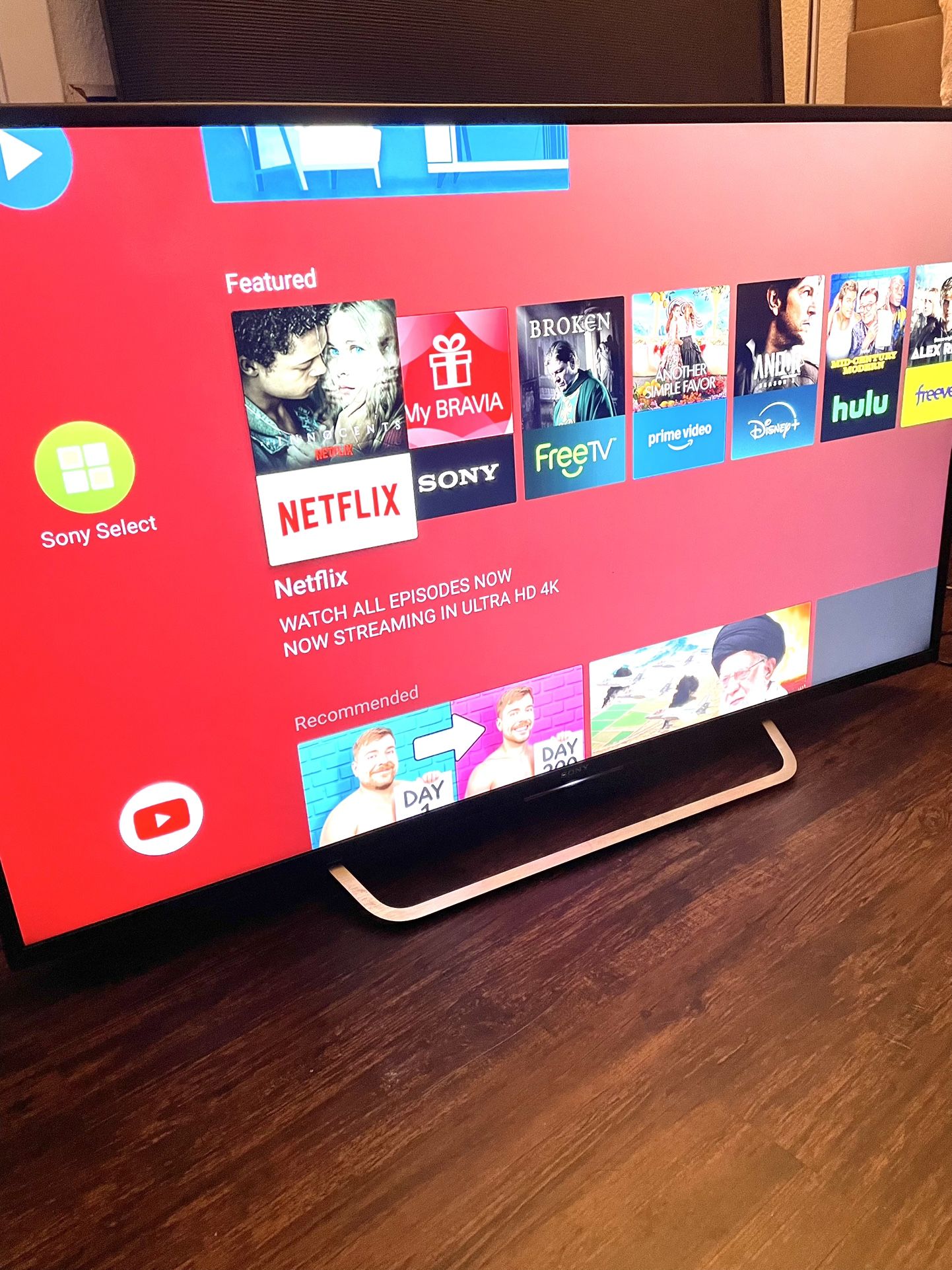 55”Sony Bravía 4K 2160p UHD Smart TV Wifi Android Model. XBR-55X700D